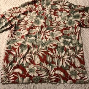 Caribbean Men's Red Floral Short-Sleeve Button-Down Shirt